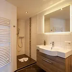 Hotel Lustiger Hirsch 3*