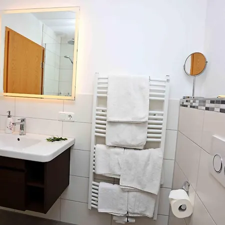 호텔 Lustiger Hirsch Akams