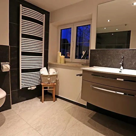 Lustiger Hirsch 호텔 Akams