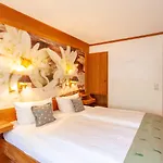 Hotel Lustiger Hirsch 3*