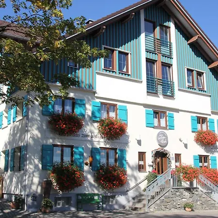 Lustiger Hirsch Hotel Akams